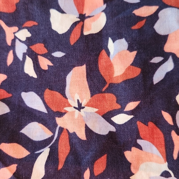 Vince Camuto Navy Blue Floral Linen Peplum Tank And Shorts Set Size 10 - Picture 3 of 9